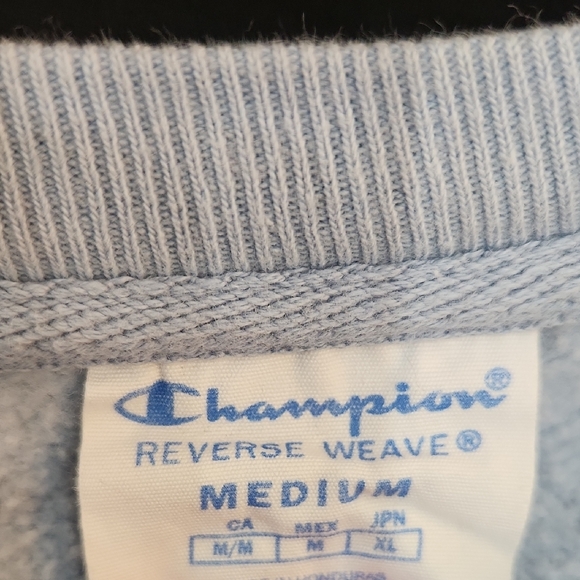 Champion Men's Sky Blue Crewneck Sweater Size Med - Picture 3 of 3
